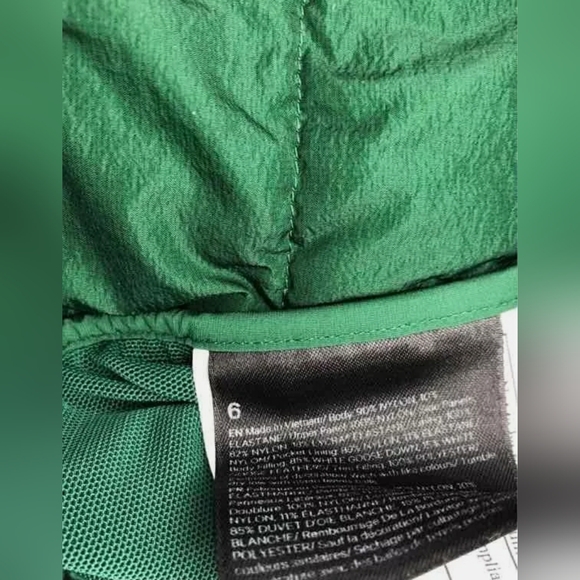 Lululemon Down For It All Vest Color: Everglade Green Women’s Size 6 - Picture 6 of 6